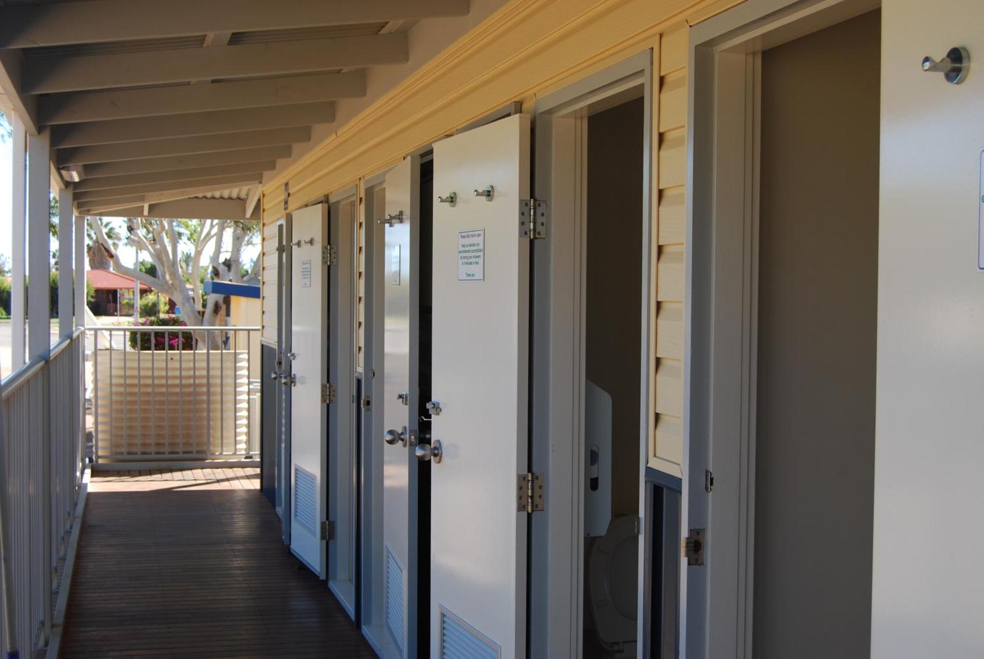 Hotel Coral Coast Tourist Park Carnarvon Exteriér fotografie